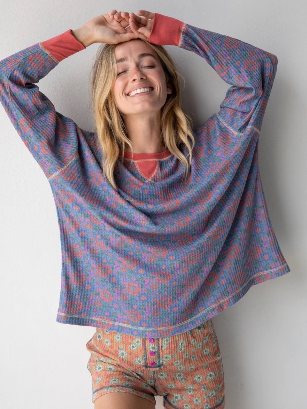 Natural Life Waffled Pajama Top in Washed Navy Zinnias Size XS
